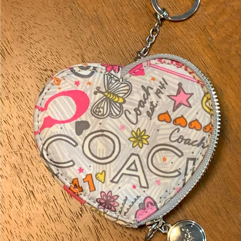 COACH Poppy Daisy Bandana Butterfly Graffiti Tote + Heart coin purse + Wristlet - Picture 3 of 14